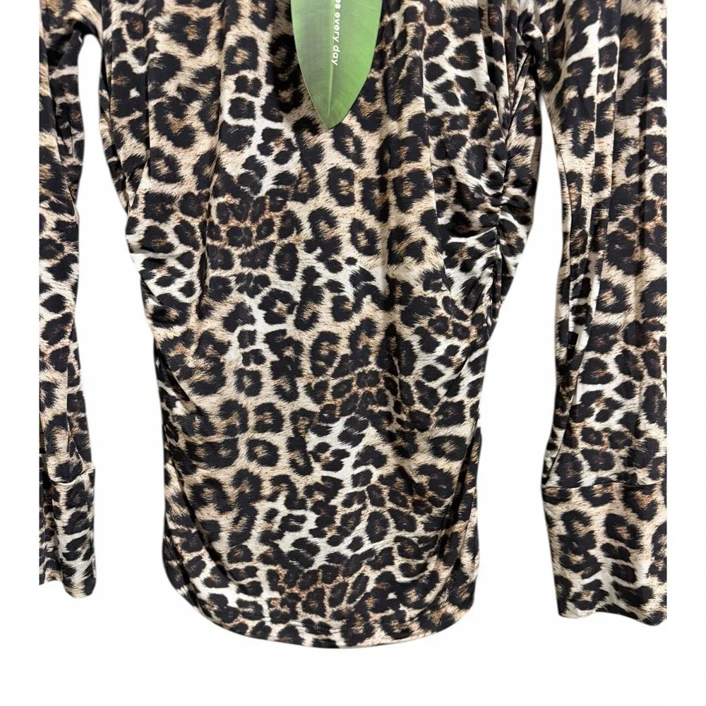 Farm Rio Mock Neck Long Sleeve Stretch Jersey Leopard Blouse Women's Size Medium